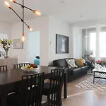 Salka Suites Luxury Apartment 2Br, 2 Bathrooms